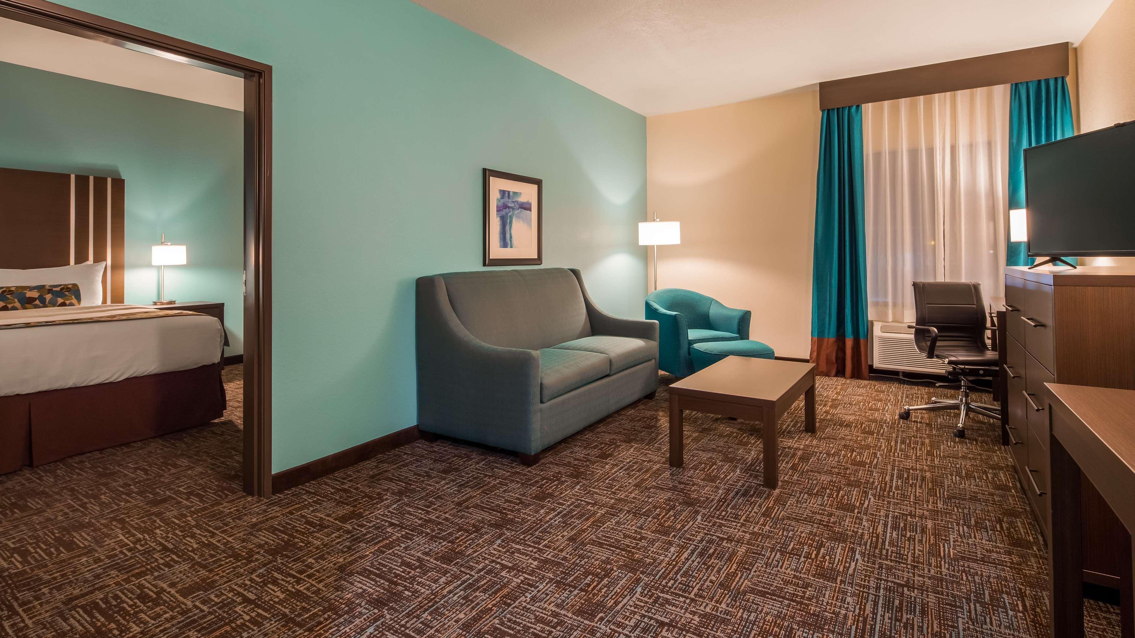 Best Western Plus/Executive Residency Элк-Сити Экстерьер фото