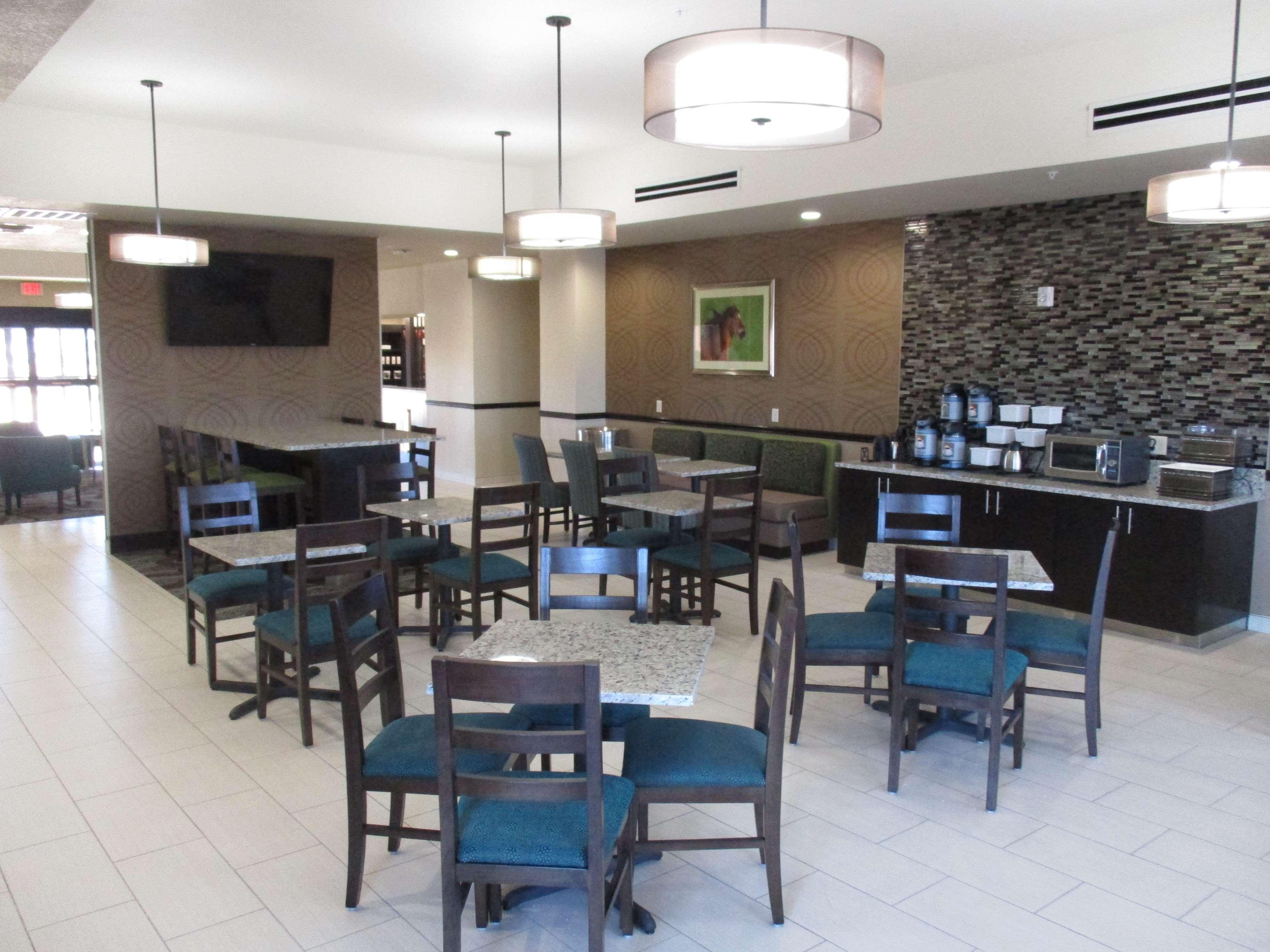 Best Western Plus/Executive Residency Элк-Сити Экстерьер фото