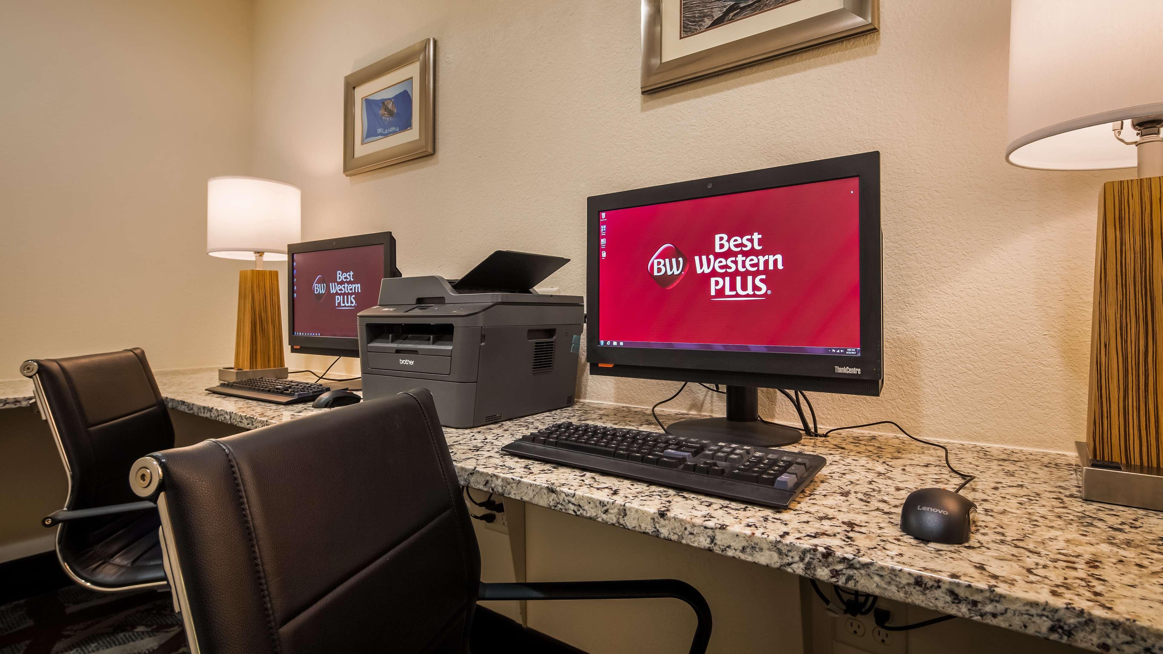 Best Western Plus/Executive Residency Элк-Сити Экстерьер фото