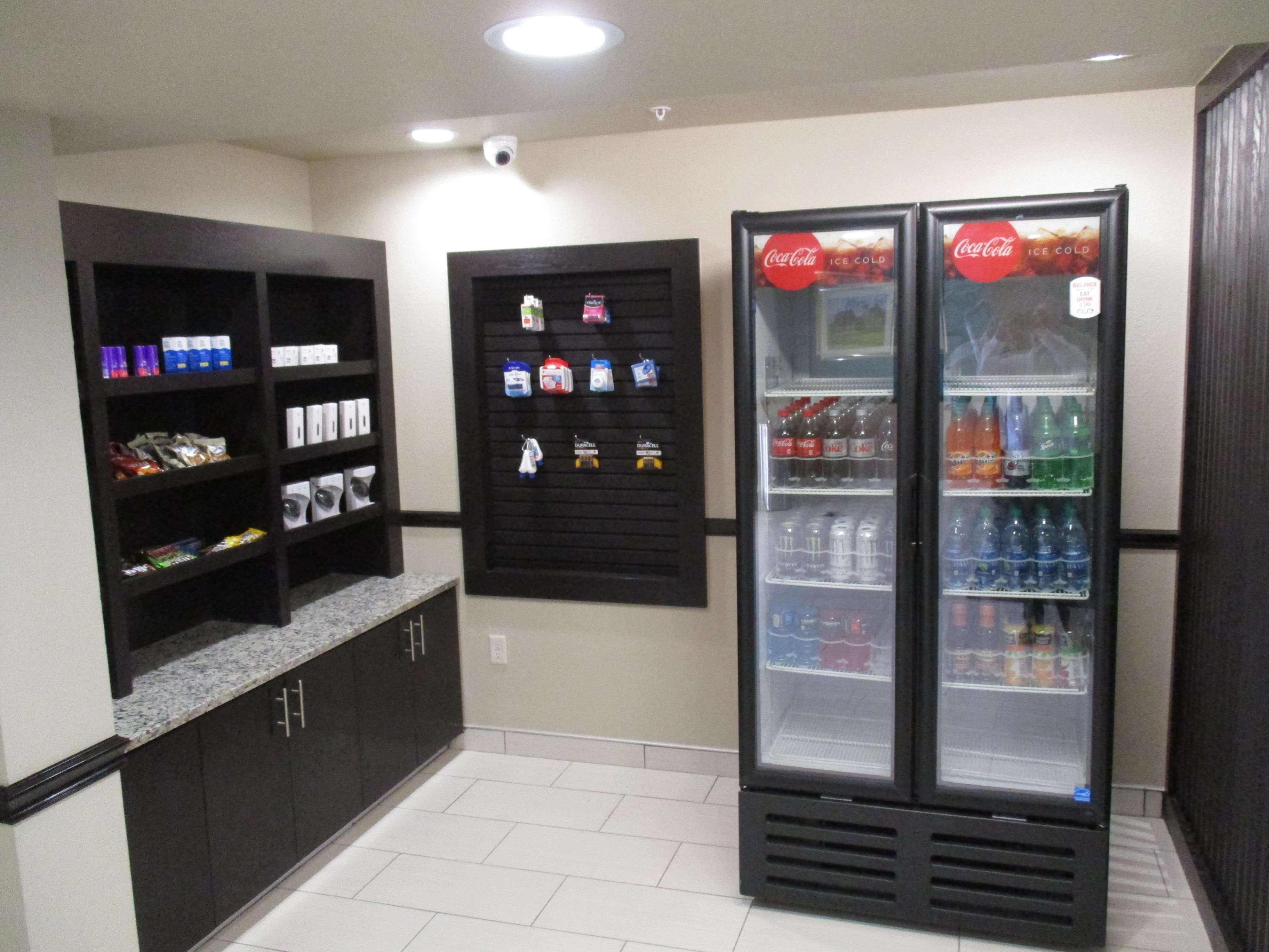 Best Western Plus/Executive Residency Элк-Сити Экстерьер фото