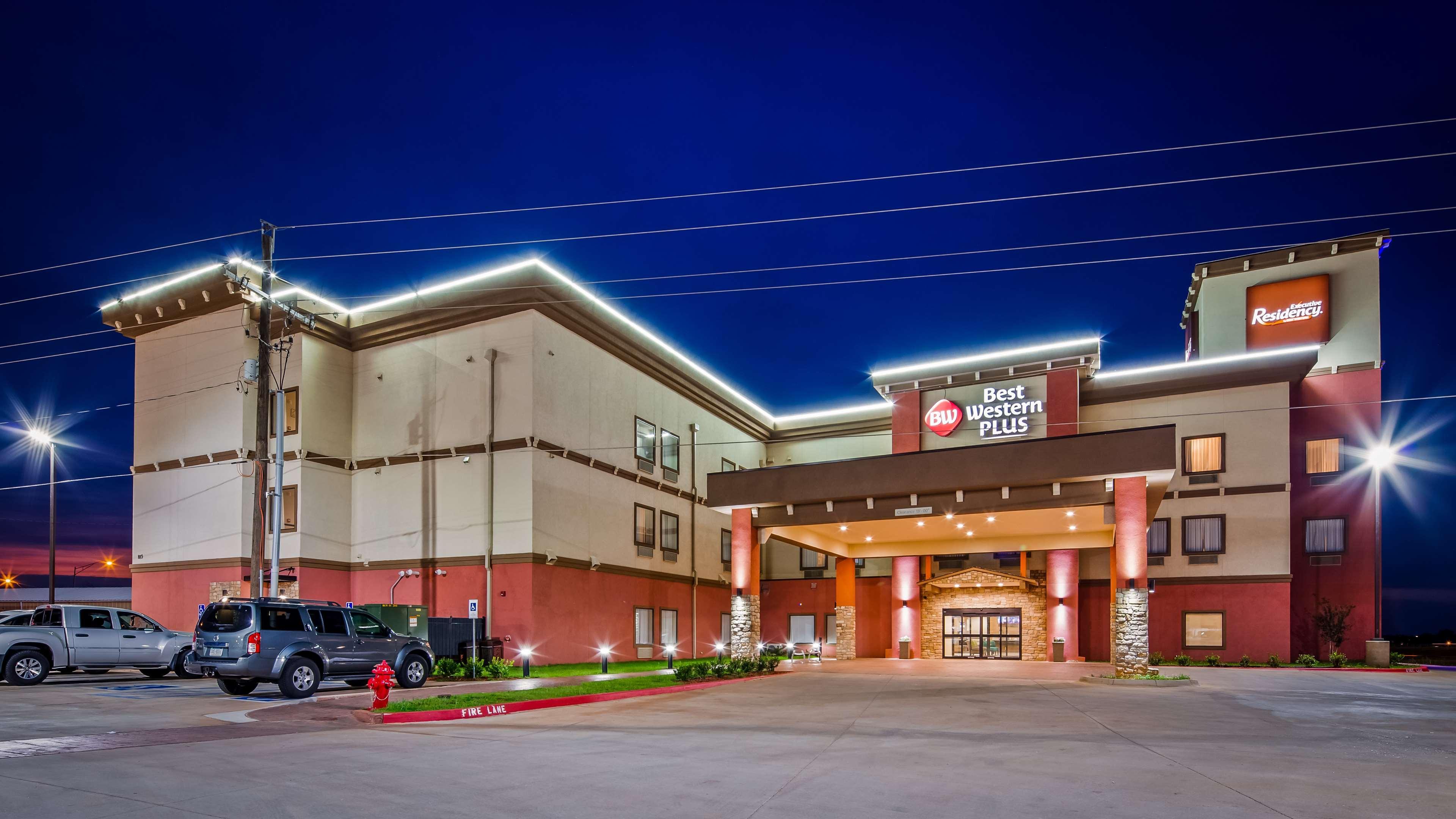 Best Western Plus/Executive Residency Элк-Сити Экстерьер фото